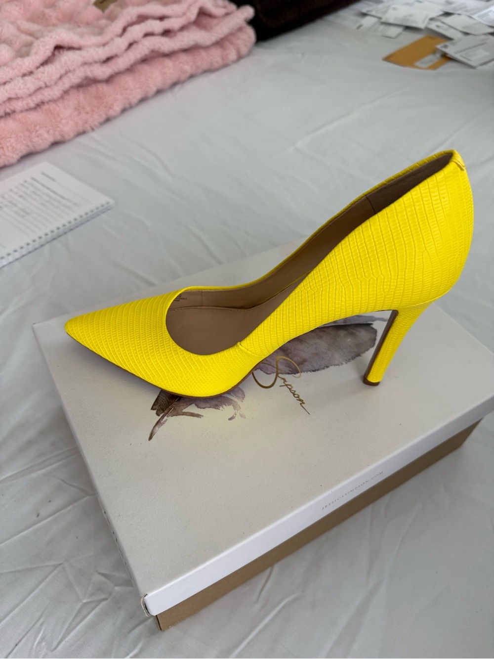 Jessica Simpson Bright Yellow Pointed-Toe Stiletto Pump - Picture 3 of 5